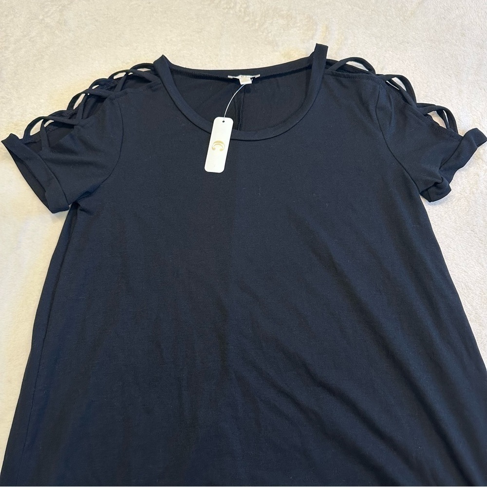 NWT Charming Charlie Black Cutout Shoulder Tunic Dress